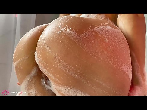 ❤️ Brunette Akuseweretsa maliseche ndi Vibrator mpaka Intense Orgasm mu Shower Kanema wamatako zolaula ny.pornohammer.ru ❌